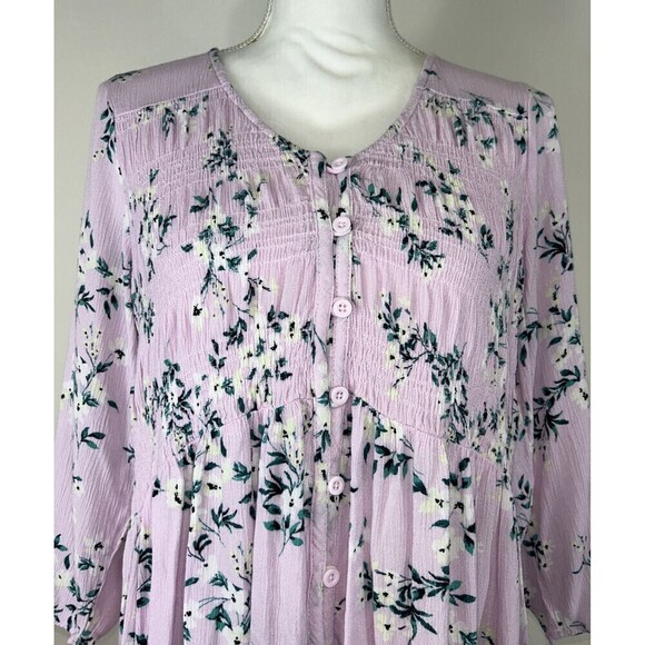 Torrid Plus Size Pink Floral Blouse Size 0X (12) - Picture 5 of 12
